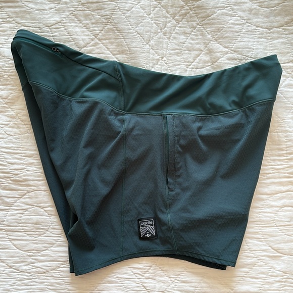 Oiselle Long Roga Shorts - Picture 5 of 15